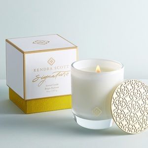 Kendra Scott signature candle